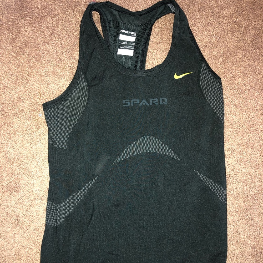 Nike pro tank